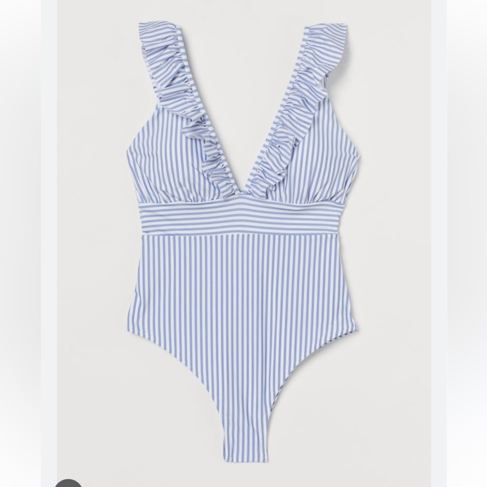 NWT ~H&M+ Ruffle-trimmed Swimsuit Size XXL